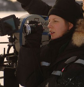 sarah-polley-on-the-set-of-away-from-her